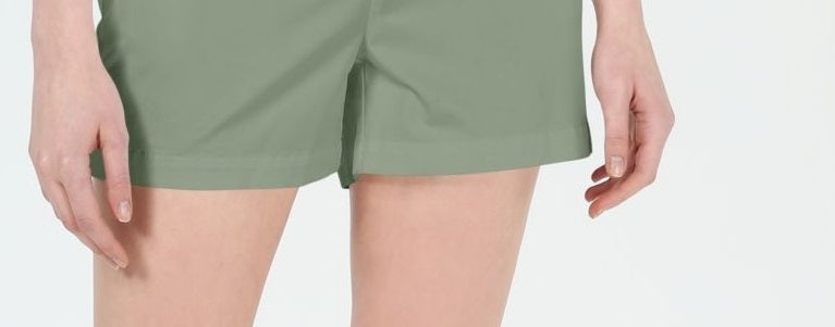 Shorts chino feminino Maison Jules com frente lisa, verde, tamanho 14