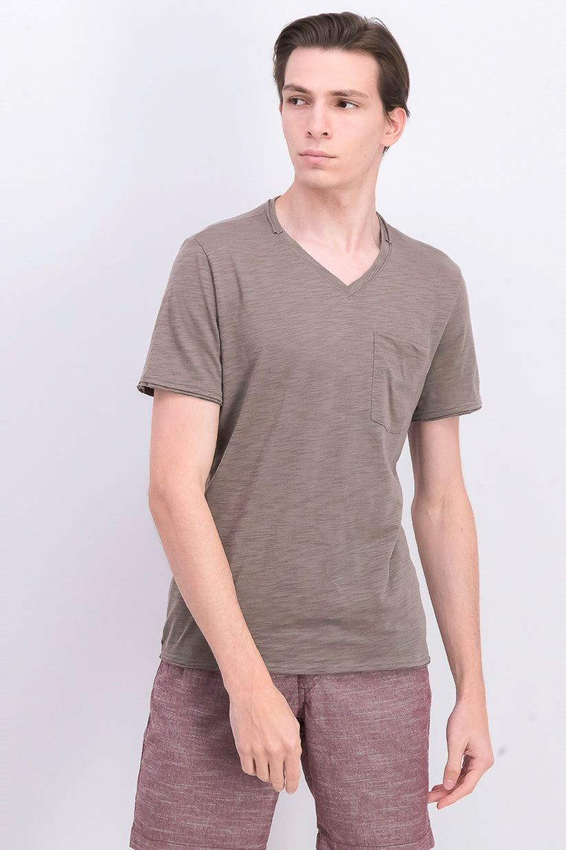 Camiseta masculina com decote em V e bolso, tamanho médio, cinza, da INC International Concepts