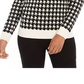 Suéter feminino Charter Club Petite Houndstooth com botões e ombros de fora, preto, tamanho médio
