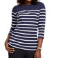 Camiseta feminina Karen Scott Petite Listrada com decote canoa, tamanho azul-marinho, pequena, média