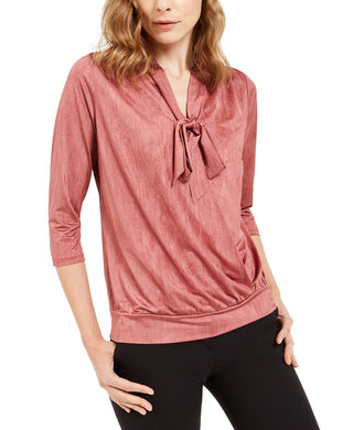 Blusa feminina Alfani com decote em V e sobrepeliz rosa, tamanho X-G