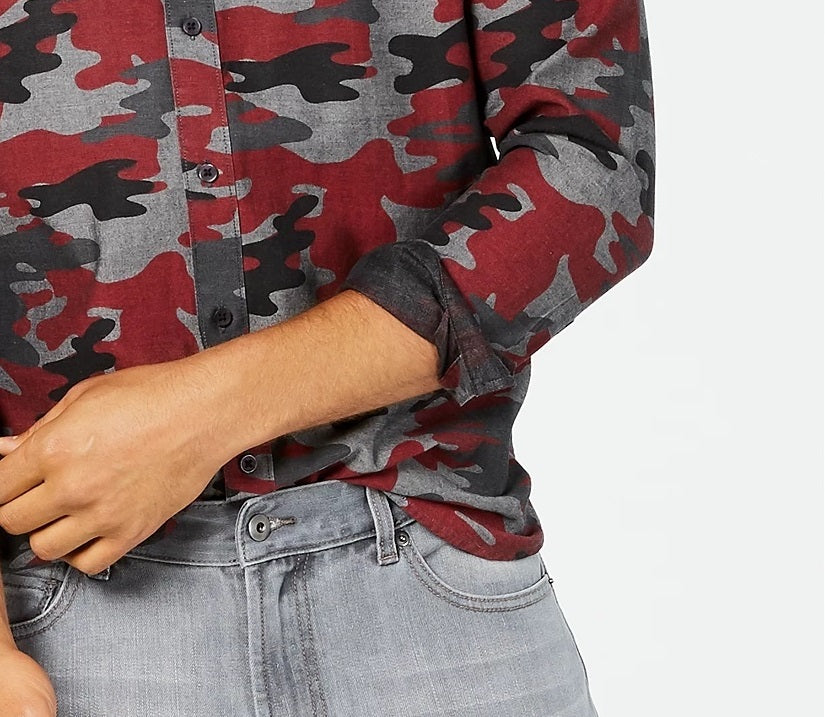 Camisa camuflada masculina American Rag vermelha tamanho médio