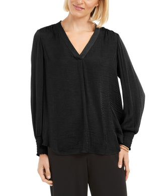 Blusa feminina Alfani com decote em V, preta, tamanho pequeno