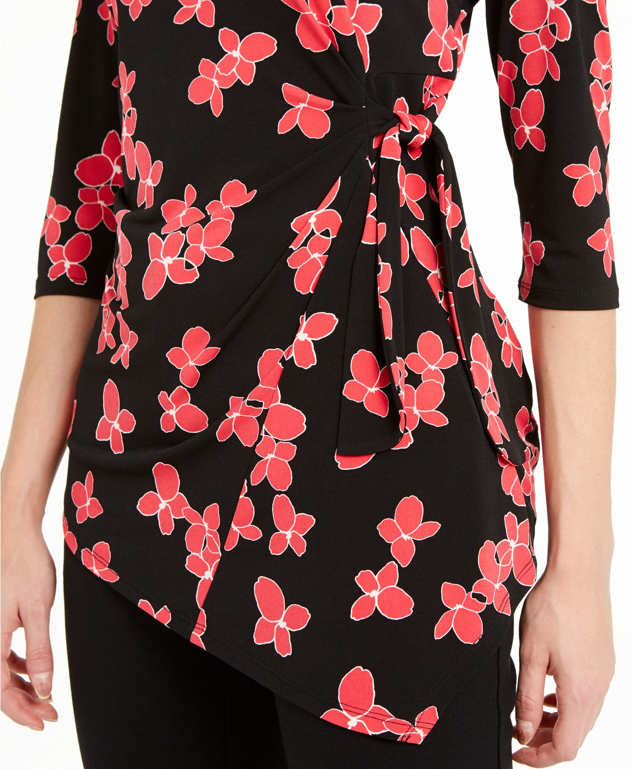 Top Alfani Feminino Petite Floral com Estampa Lateral e Amarração, Preto, Tamanho Grande