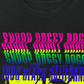 Camiseta masculina Merch Traffic com estampa neon do Snoop Dogg, preta, tamanho médio