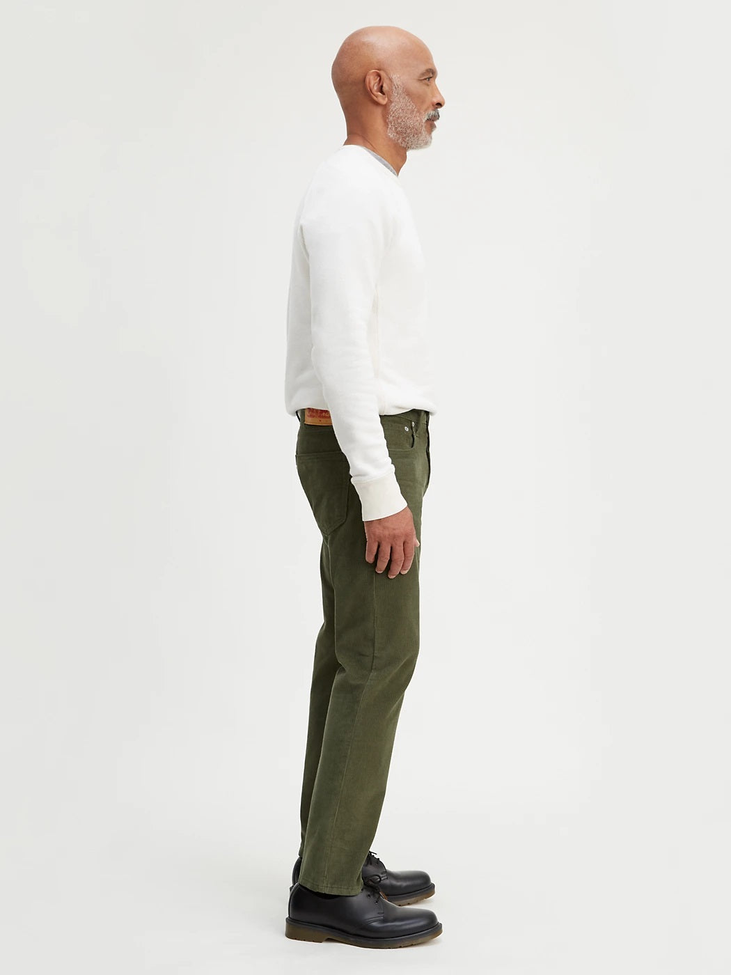 Calça Levi's Masculina 502 Taper Veludo Cotelê Verde Oliva Tamanho Médio 38x32