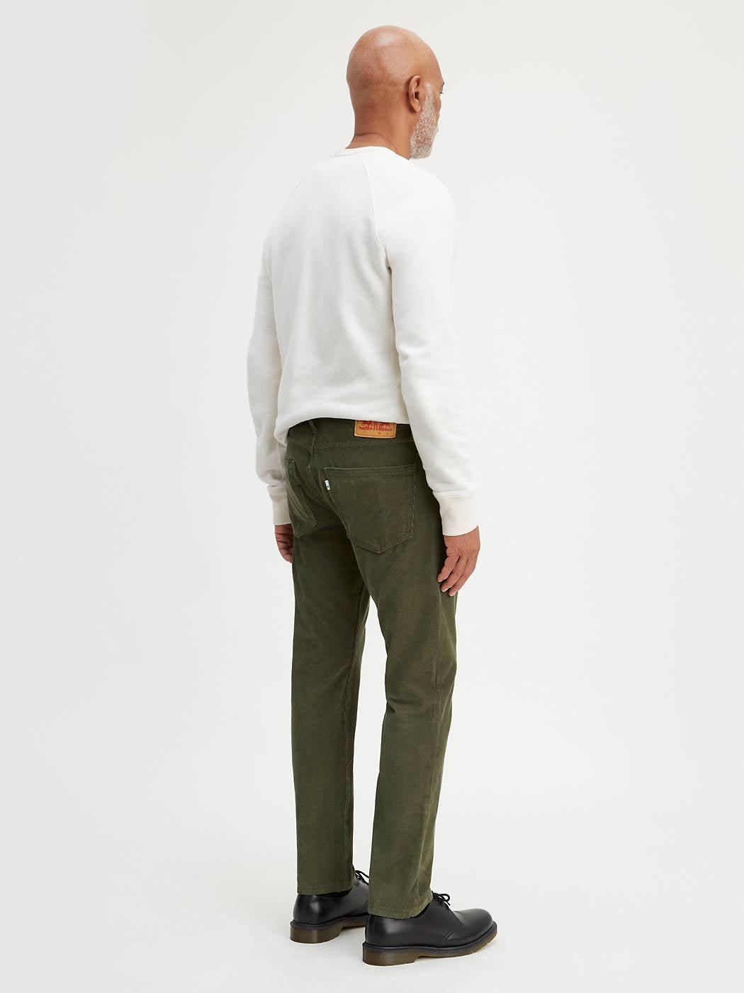 Calça Levi's Masculina 502 Taper Veludo Cotelê Verde Oliva Tamanho Médio 38x32