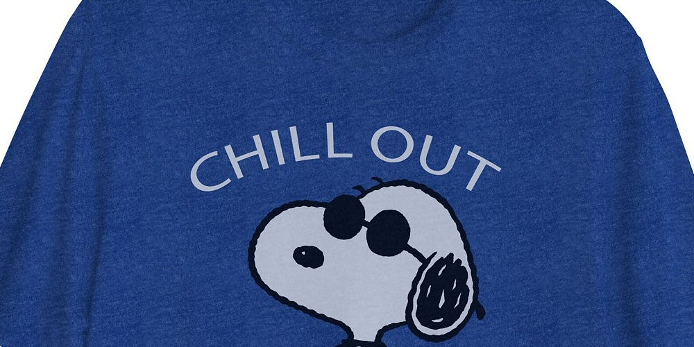 Camiseta masculina híbrida Snoopy Chill Out Graphic manga curta azul tamanho pequeno