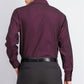 Camisa social masculina Calvin Klein Steel Classic-Fit sem passar a ferro, com gola aberta e espinha de peixe, vermelha, tamanho 32-33