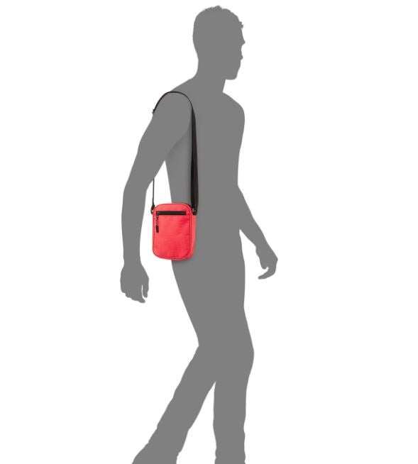 Mini bolsa carteiro masculina sob medida com estampa xadrez vermelha tamanho regular