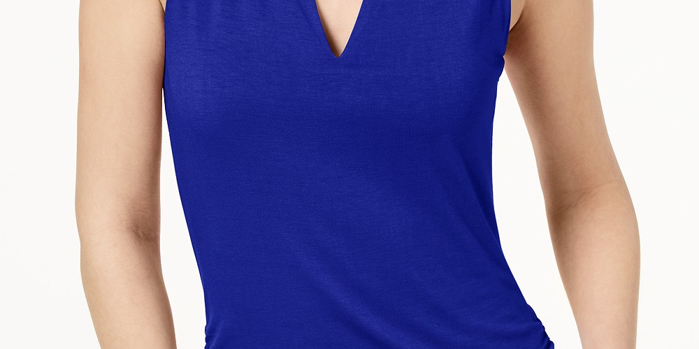 Blusa feminina com decote em V franzido, azul marinho, tamanho pequeno, da INC International Concepts