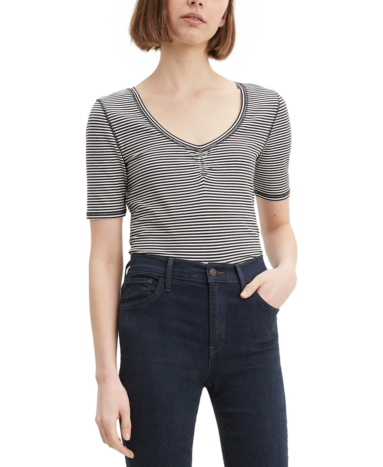 Camiseta Levi's Cecilia Feminina Branca Tamanho Extra Grande