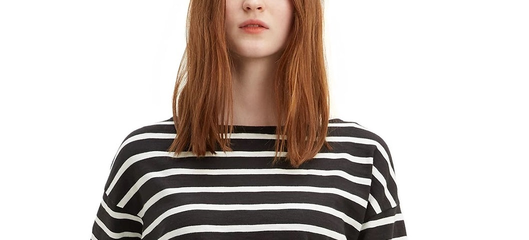 Camiseta Levi's Cora Cotton Sailor Feminina Preta Tamanho Médio