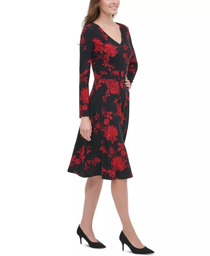 Vestido feminino Tommy Hilfiger com estampa floral, justo e evasê, preto, tamanho 2