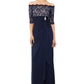 Vestido de renda com ombros à mostra Betsy &amp; Adam feminino, azul escuro, tamanho 4