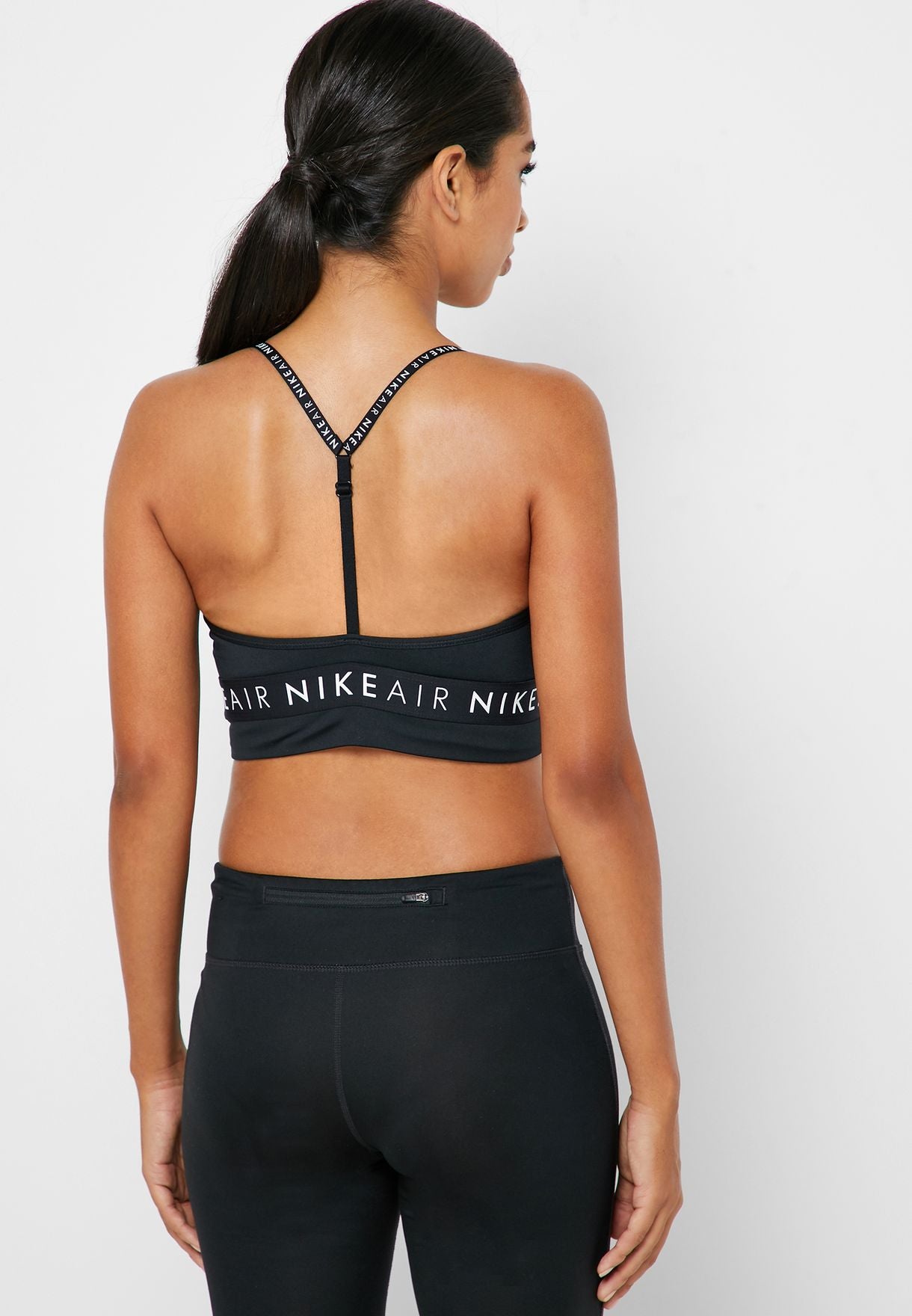 Sutiã esportivo Nike Indy Light Support Training feminino, preto, tamanho extra pequeno