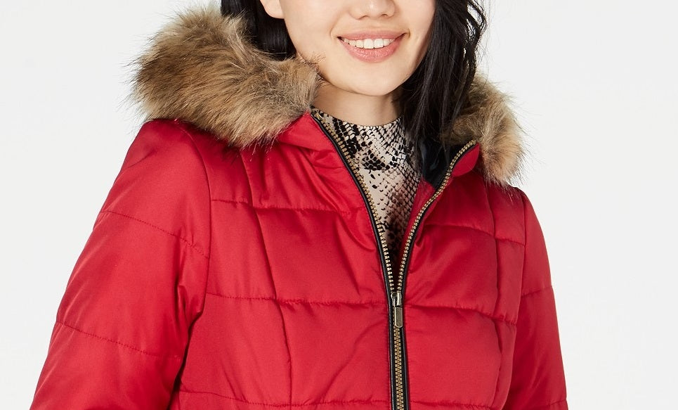 Casaco Puffer Juniors Rosa Celebrity com Capuz e Acabamento em Pele Sintética Vermelho Tamanho P