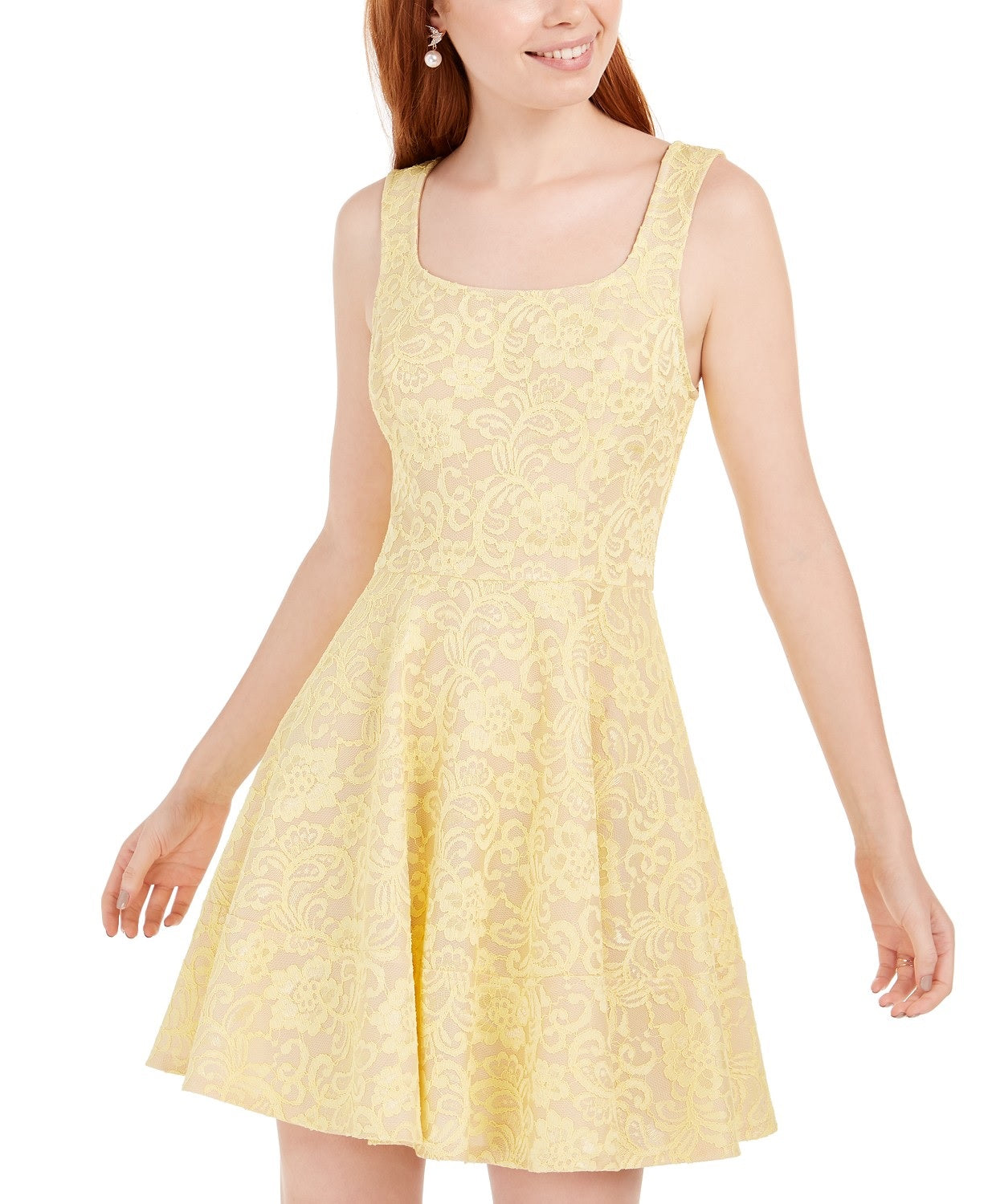 Vestido de renda evasê Speechless Juniors, amarelo, tamanho 9