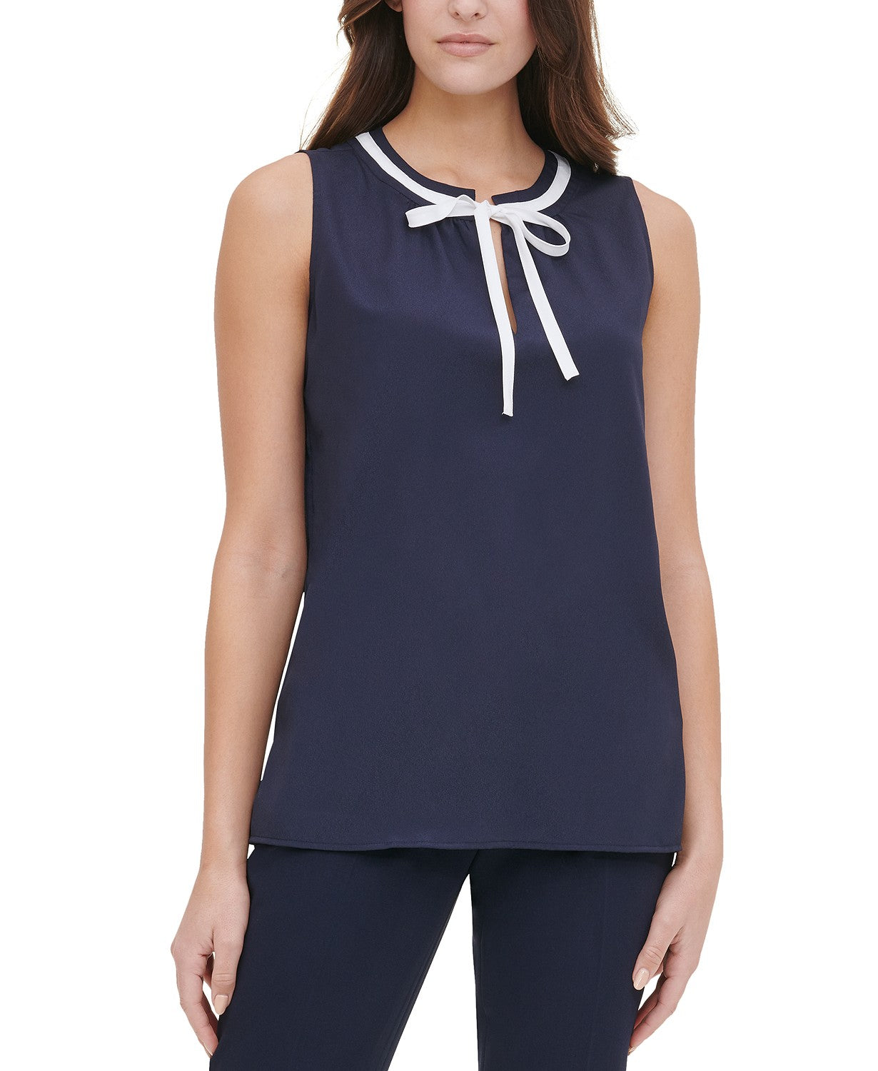 Blusa Tommy Hilfiger Feminina com Decote em V e Acabamento Contrastado, Azul Escuro, Tamanho Médio
