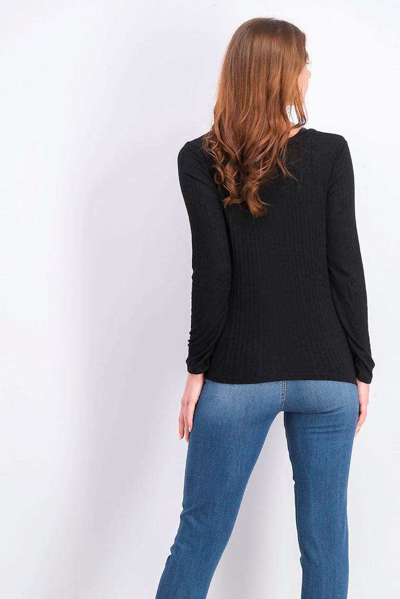 Blusa Hippie Rose Juniors com botões frontais e torcidos, preta, tamanho pequeno