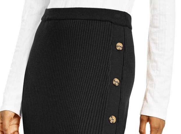 Saia suéter com botões Hippie Rose Juniors, preta, tamanho médio