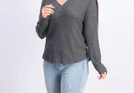 Blusa de malha Henley Waffle Hippie Rose Juniors Cinza Aço Tamanho Extra Pequeno