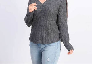 Blusa de malha Henley Waffle Hippie Rose Juniors Cinza Aço Tamanho Extra Pequeno