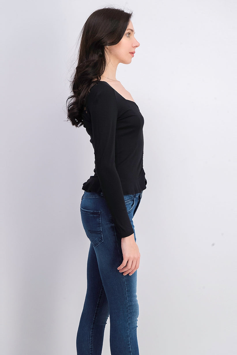 Blusa curta com frente franzida Ultra Flirt Juniors, preta, tamanho médio