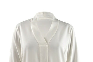 Blusa Calvin Klein Feminina Plus Size Gola V Crm Tamanho X-Grande