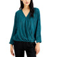 Blusa feminina Alfani com decote em V azul escuro tamanho pequeno
