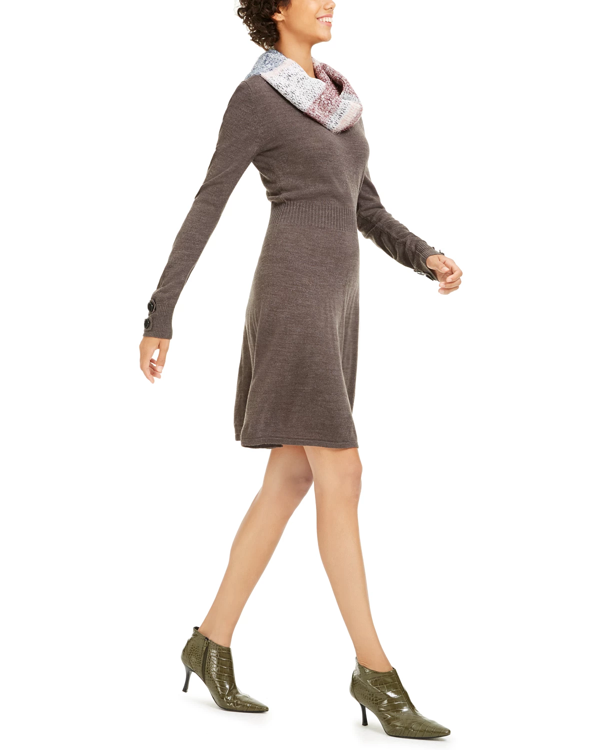 Vestido listrado com cachecol e suéter BCX Juniors cinza grande