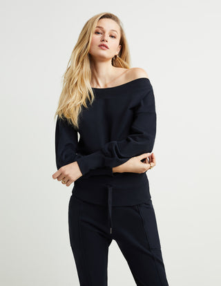 GSTQ Black