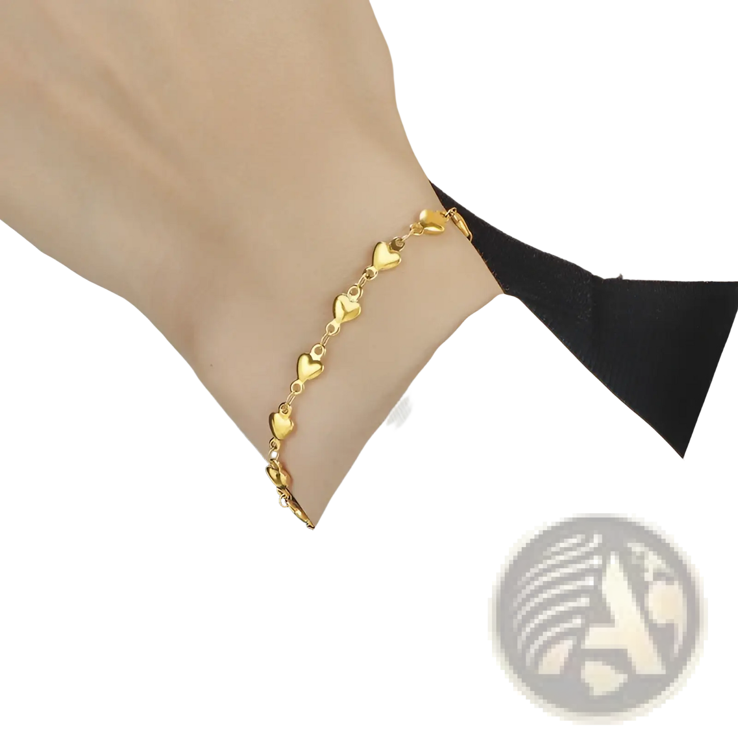 Polished Gold Heart Link Bracelet in Titanium Steel