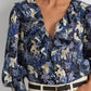 Blusa Ralph Lauren Feminina com Babados, Modelagem Relaxada, Bainha Curva, Floral, Manga Longa, Gola V, Uso no Trabalho, Botão, Azul, Tamanho X-G