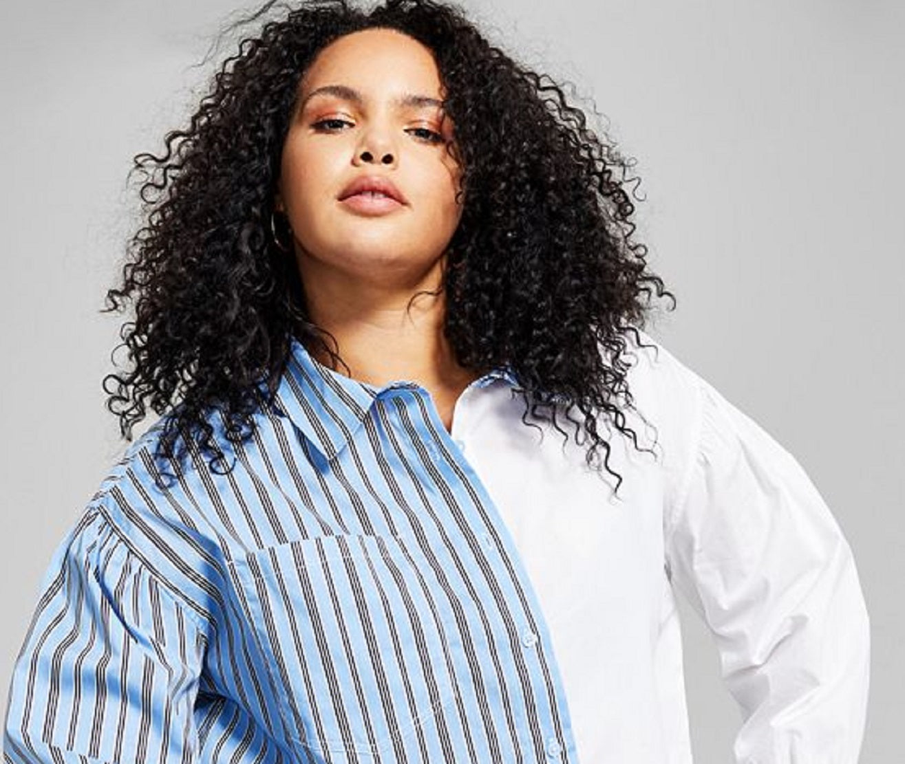 E agora este top feminino de algodão bicolor azul tamanho 3X