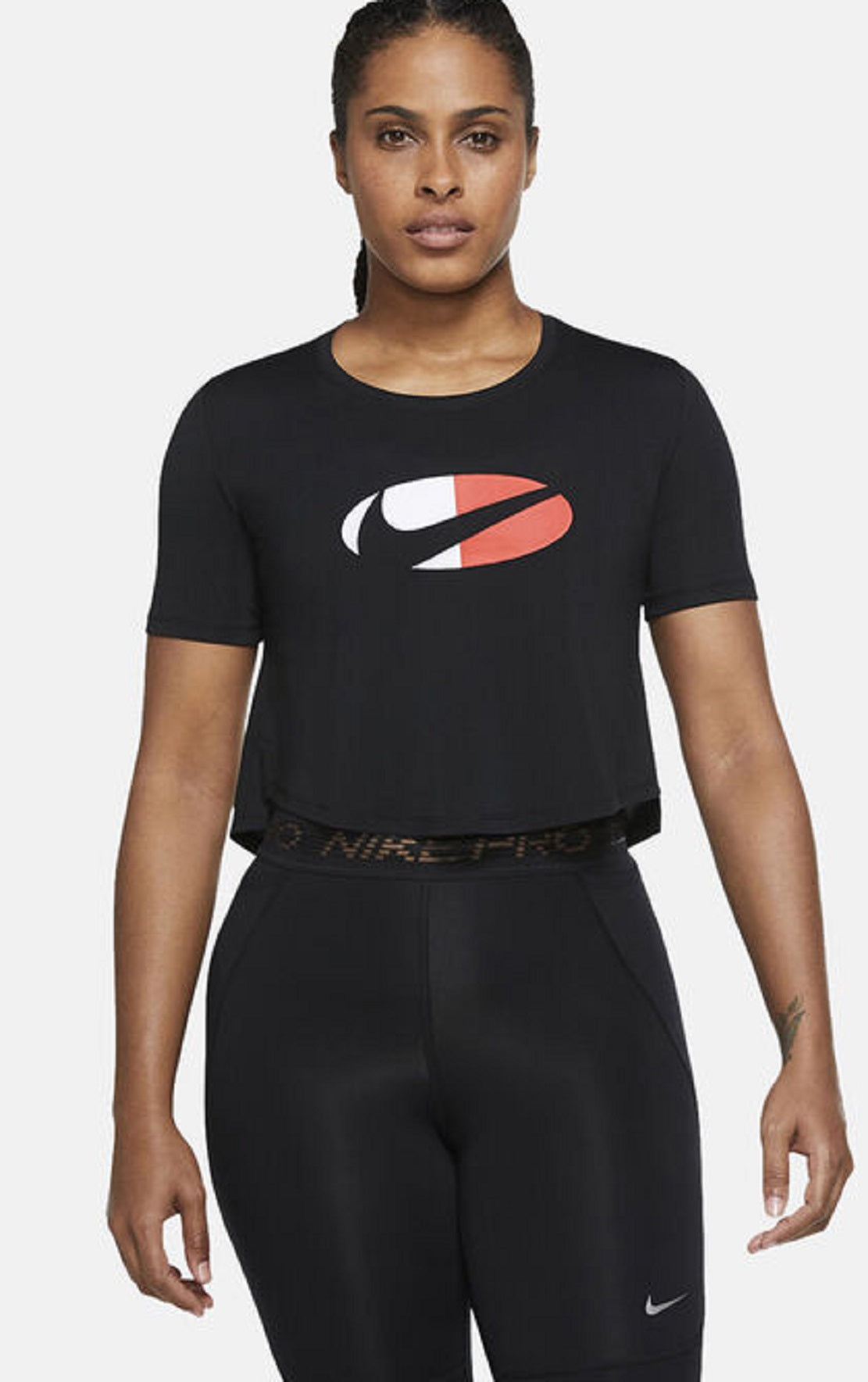 Camiseta curta Nike Dri Fit Logo feminina, preta, tamanho 2X