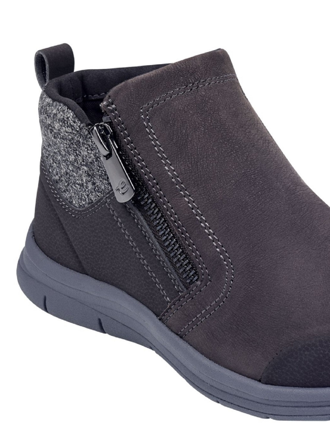 Bota feminina Easy Spirit T Shuffle cinza tamanho 7,5 W