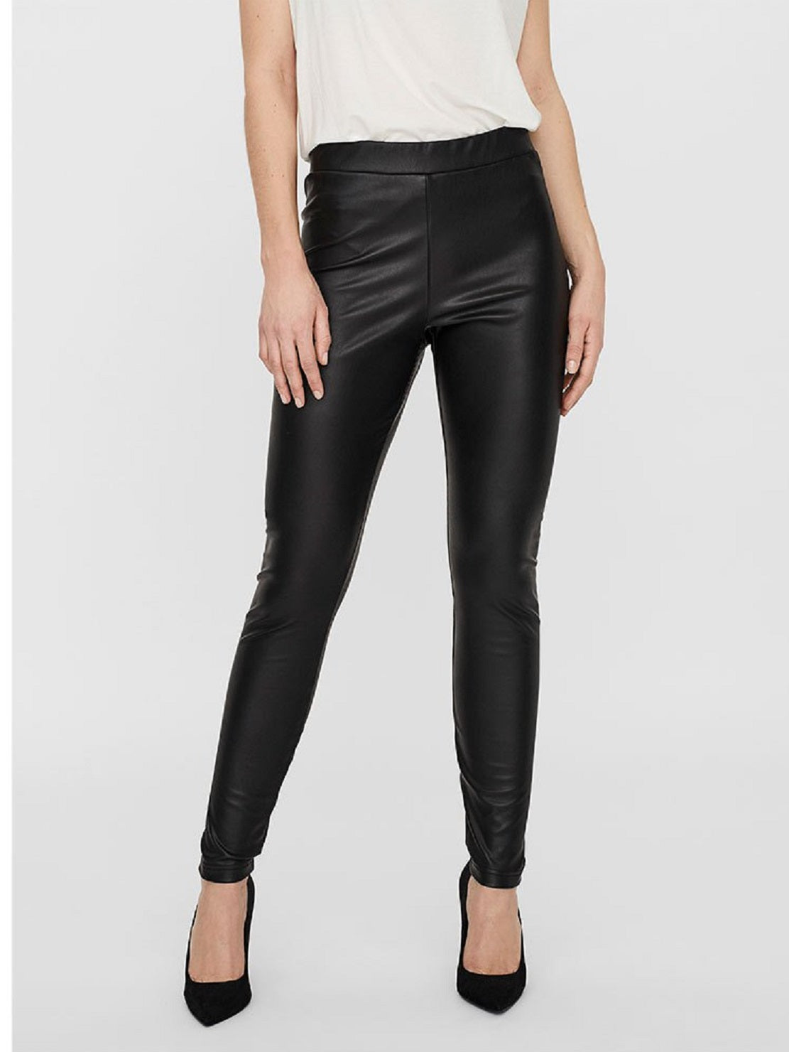 Calça de couro vegano Pepper feminina VERO MODA, preta, tamanho X-S
