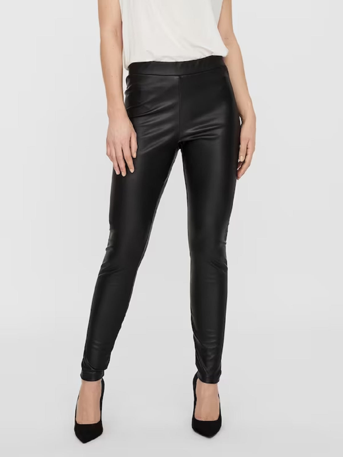 Calça de couro vegano Pepper feminina VERO MODA, preta, tamanho pequeno