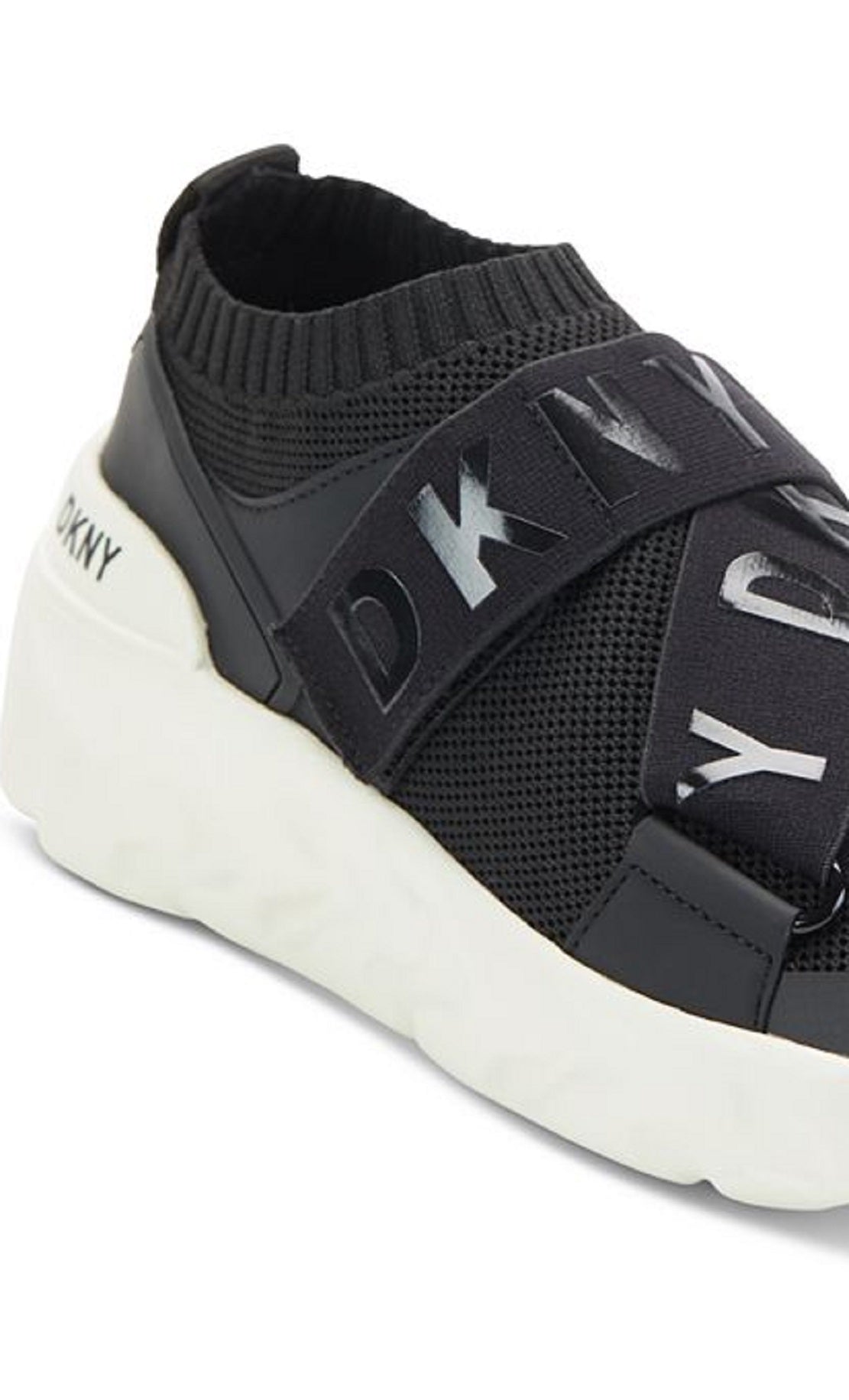 Tênis DKNY Clara Logo Strap Feminino Preto Tamanho 8