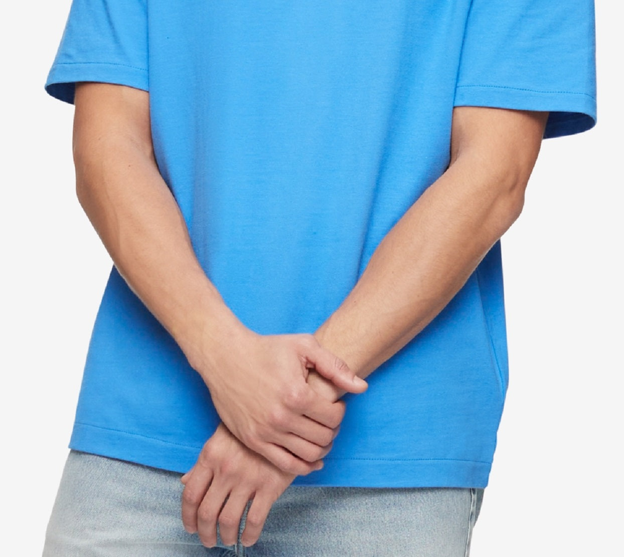 Camiseta Calvin Klein Masculina Relaxed Fit com Logo Padrão e Gola Redonda Azul Tamanho P