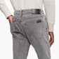 Calça Jeans Calvin Klein Masculina Slim Straight Fit Stretch Cinza Tamanho 32X32