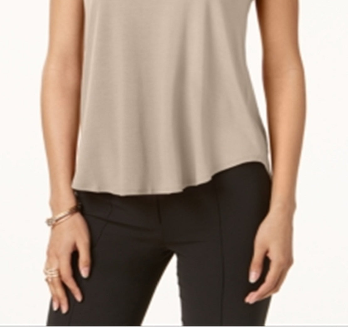 Camiseta feminina Alfani com acabamento em cetim, comprimento alto e baixo, tamanho marrom - pequeno GG