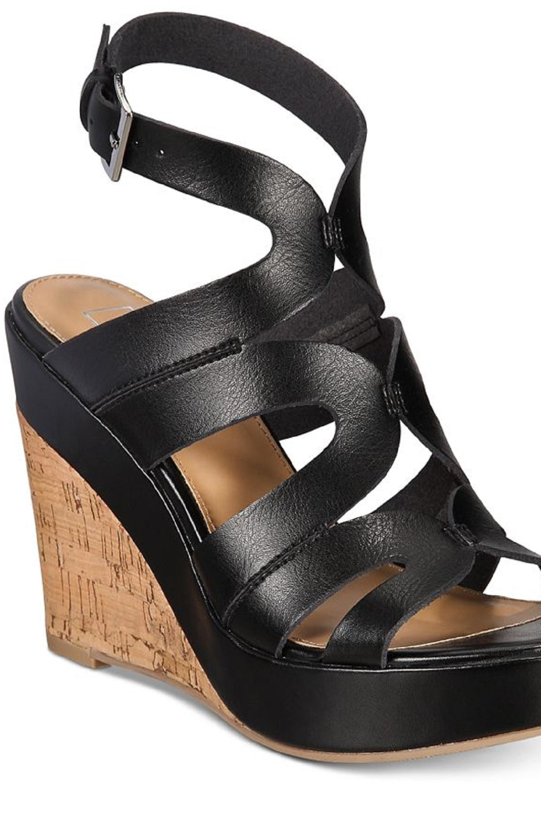 Material Girl Sandálias plataforma femininas Betssy de couro com bico aberto, casuais, pretas, tamanho 7 M