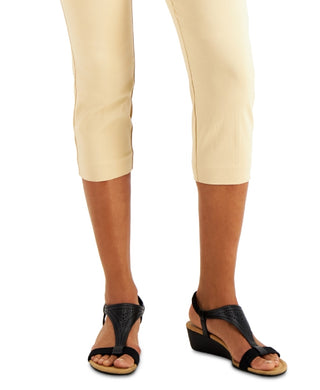 Calça Capri Essential Pull On Feminina Alfani com Controle de Barriga Marrom Tamanho 10