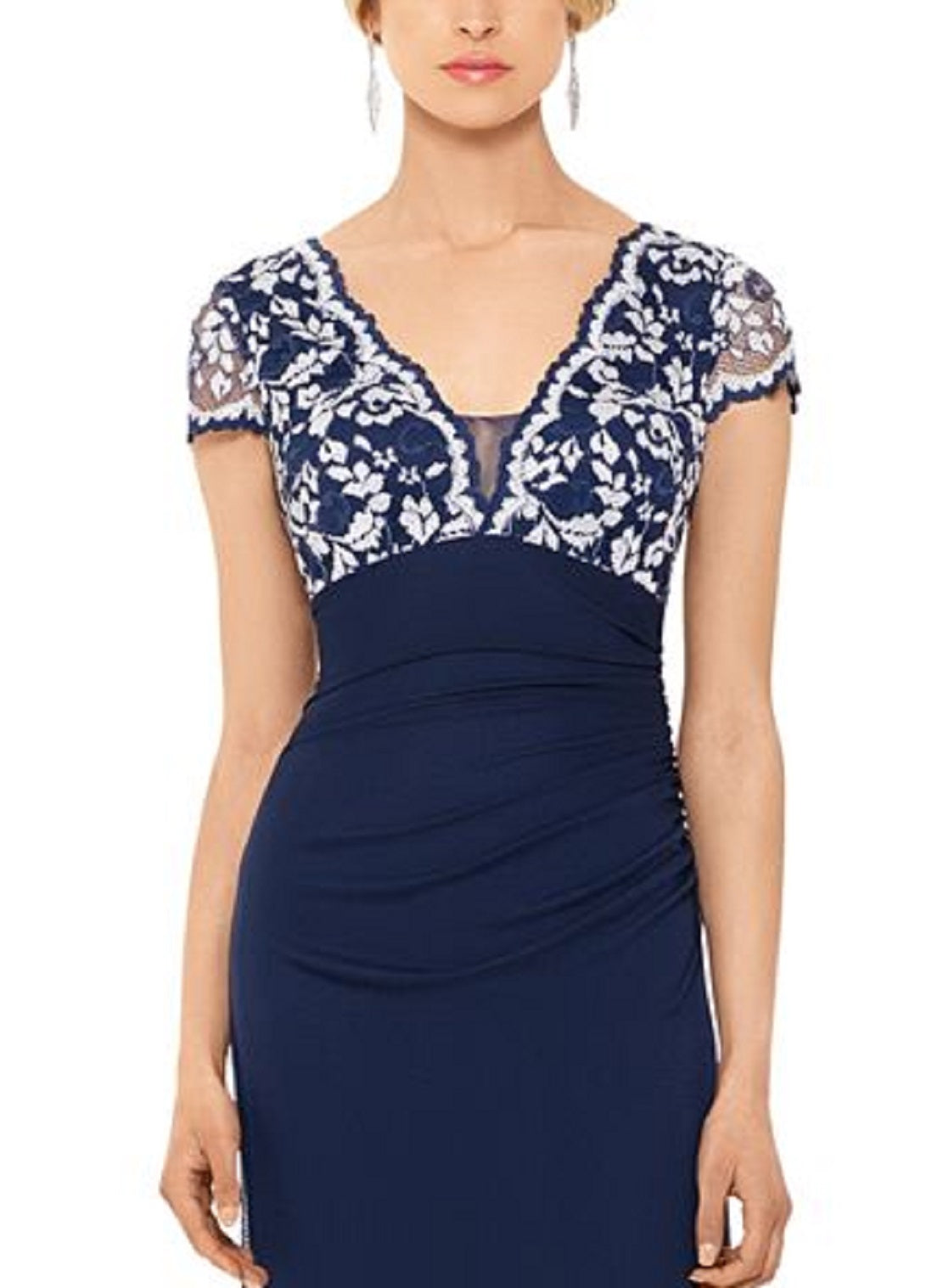 Vestido formal feminino Betsy &amp; Adam, manga curta, decote em V, comprimento total, azul, tamanho 12