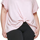 Camiseta feminina DKNY com logo metálico e nó frontal, rosa, tamanho 1X
