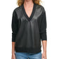 Moletom feminino DKNY com decote em V frontal em couro sintético, preto, tamanho extragrande