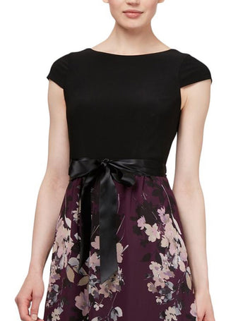 Vestido feminino SL Fashions com saia floral e manga curta, roxo, tamanho 16