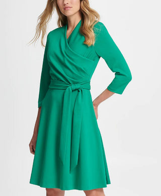 Vestido feminino DKNY Surplice Ponte Fit &amp; Flare Verde Tamanho 12